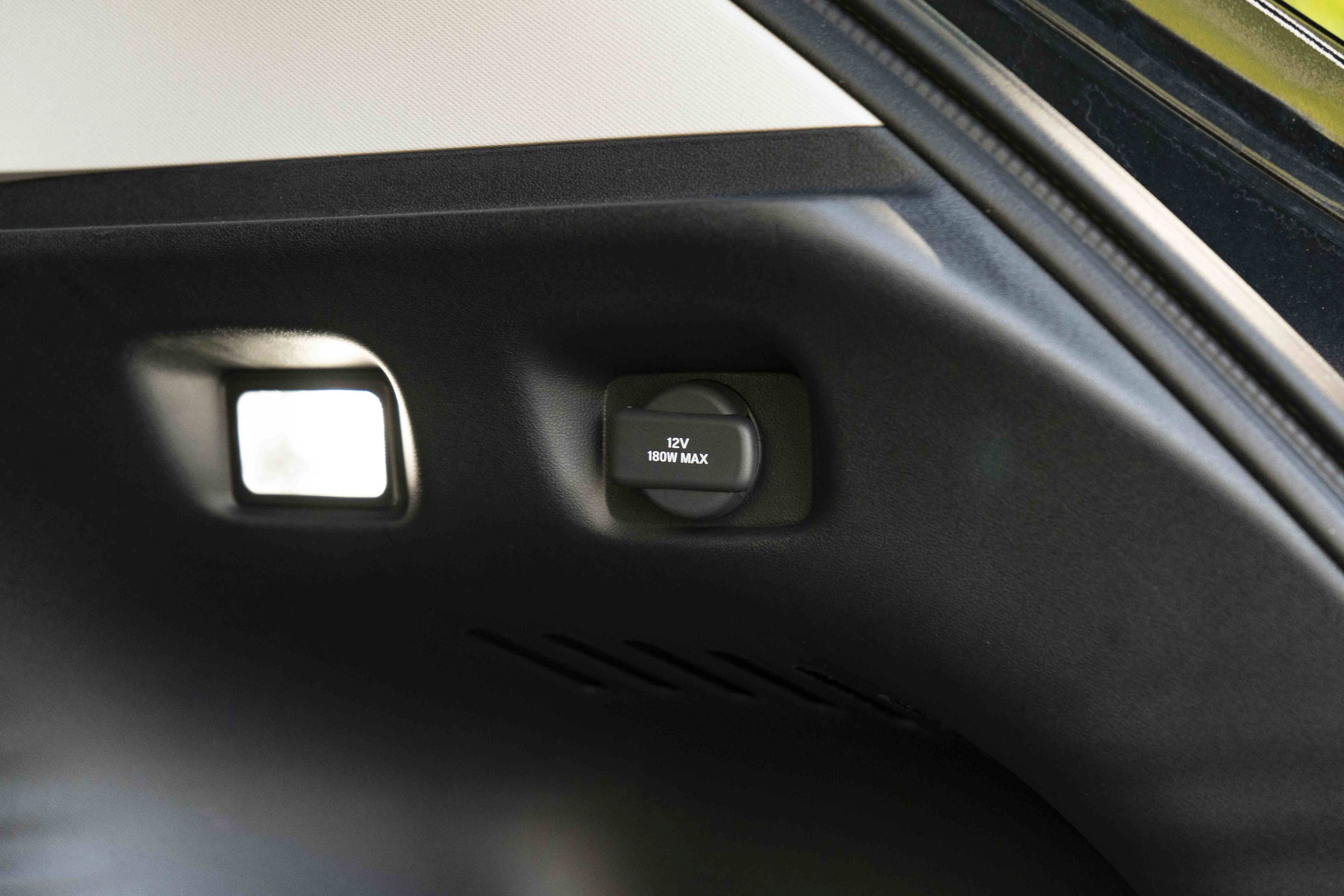 Used 2027 Honda HR-V LX image 42