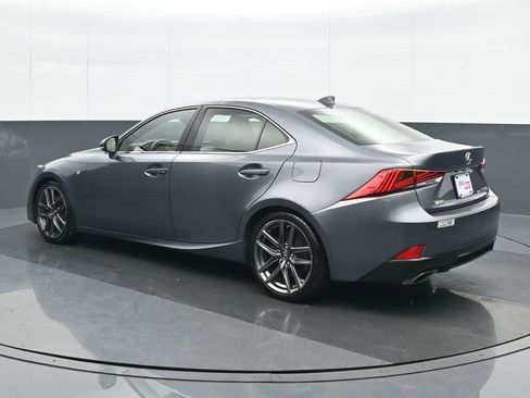 Used 2018 Lexus IS 300 300 image 4