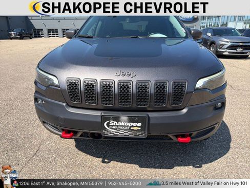 Used 2021 Jeep Cherokee Trailhawk w/ Comfort/Convenience Group AWD/4WD image 2
