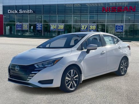 New 2025 Nissan Versa SV w/ Trunk Package image 3