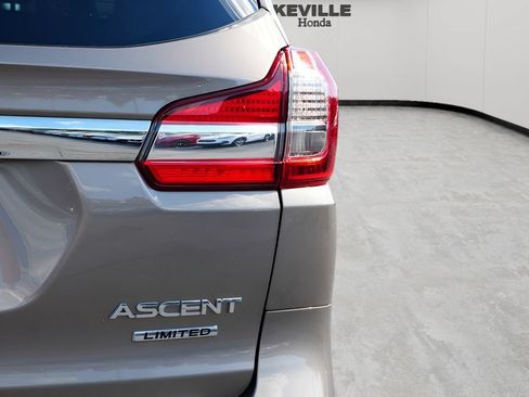 Used 2022 Subaru Ascent Limited w/ Technology Package AWD/4WD image 7