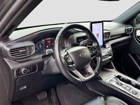 Used 2023 Ford Explorer ST w/ Equipment Group 401A image 9