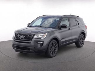 Used 2019 Ford Explorer XLT w/ Equipment Group 202A AWD/4WD video 2