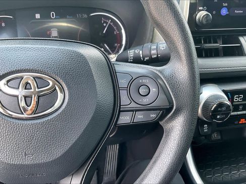 Used 2024 Toyota RAV4 XLE w/ Convenience Package FWD image 25