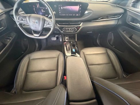 Used 2024 Buick Envista Sport Touring w/ Convenience I Package FWD image 11