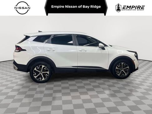 Used 2023 Kia Sportage EX AWD/4WD image 1