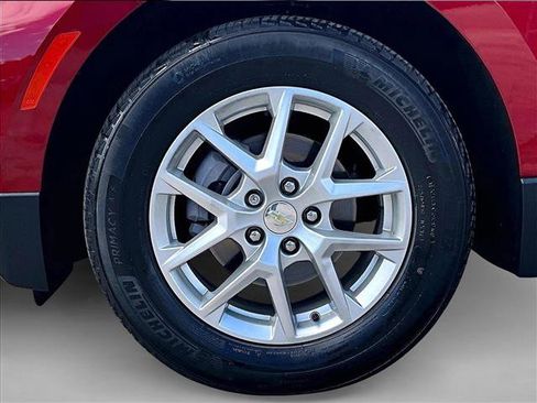 Used 2023 Chevrolet Equinox LT image 8