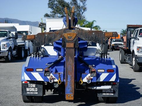 Used 2017 Ford F550 XLT w/ Advanced Security Pack image 8