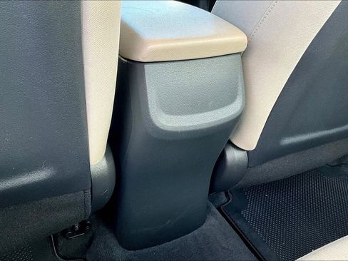 Used 2020 Hyundai Elantra SEL image 25