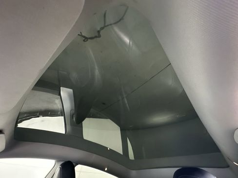 Used 2020 Tesla Model Y Long Range image 26