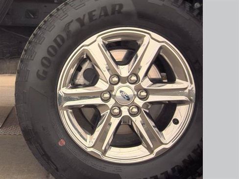 Used 2025 Ford F150 XLT w/ Equipment Group 301A Standard AWD/4WD image 10