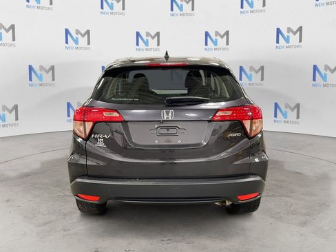 Used 2018 Honda HR-V LX image 4