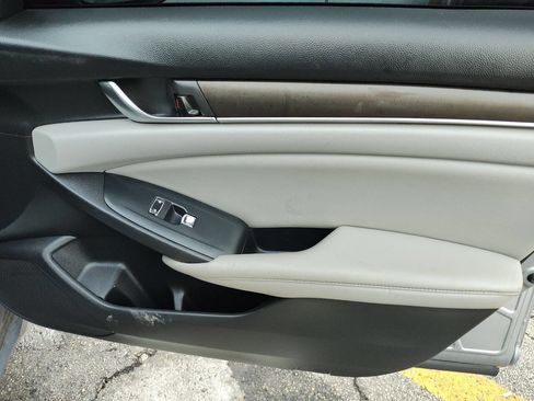 Used 2020 Honda Accord LX image 48