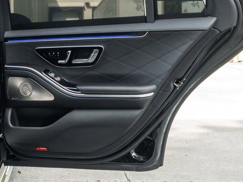 Used 2024 Mercedes-Benz S 63 AMG S image 32