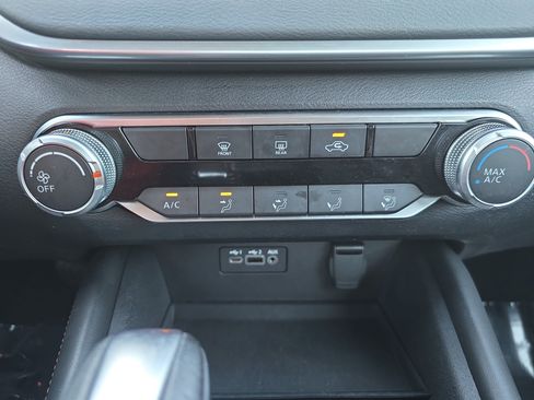 Used 2022 Nissan Altima 2.5 SR image 18