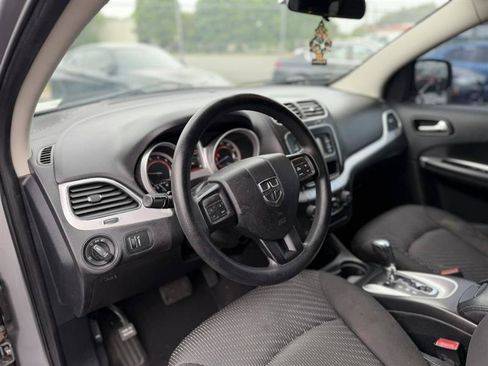 Used 2015 Dodge Journey SXT w/ Flexible Seating Group FWD image 9