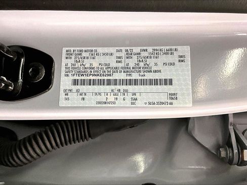 Certified 2022 Ford F150 XLT w/ Equipment Group 302A High image 33