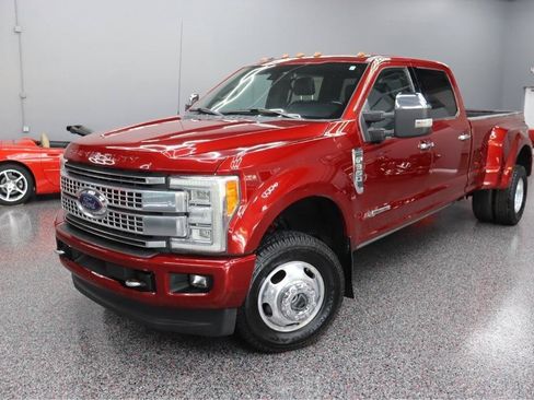 Used 2017 Ford F350 Platinum w/ Platinum Ultimate Package AWD/4WD image 1