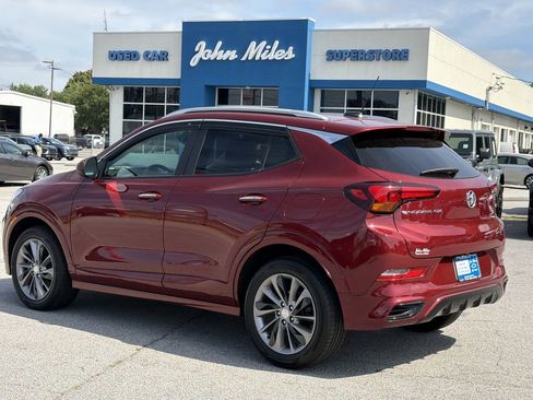 Used 2023 Buick Encore GX Select w/ Sport Touring Package FWD image 22