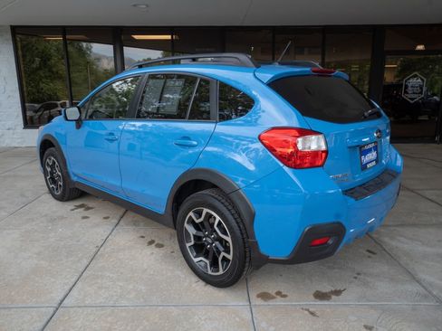 Used 2016 Subaru Crosstrek 2.0i Premium w/ Moonroof Package AWD/4WD image 5