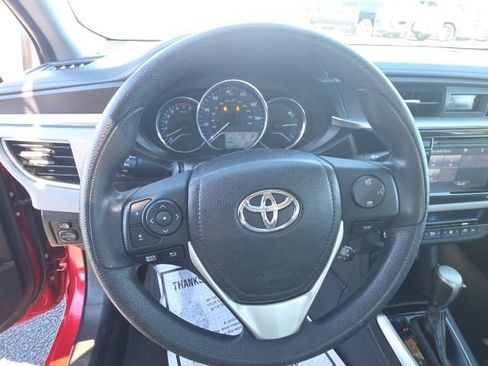 Used 2016 Toyota Corolla LE image 12