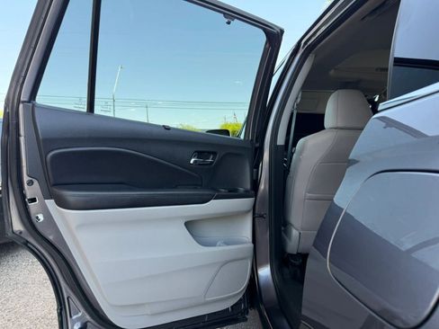 Used 2019 Honda Pilot EX-L image 36