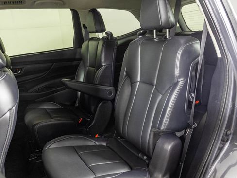Used 2026 Subaru Ascent Premium image 36