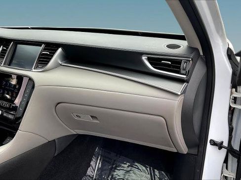 Certified 2023 INFINITI QX50 Luxe AWD/4WD image 25