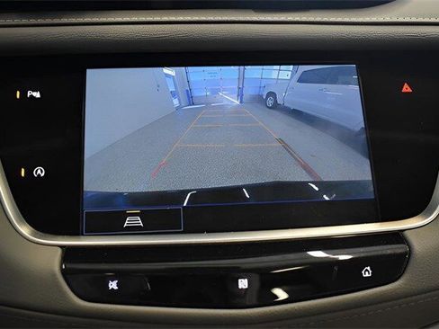 Used 2021 Cadillac XT5 Premium Luxury image 26