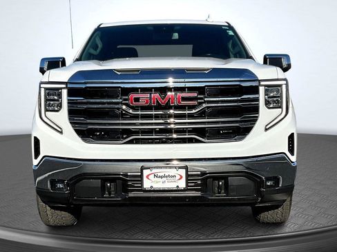 Used 2023 GMC Sierra 1500 SLT w/ SLT Premium Package image 3