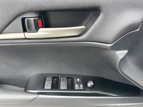 Used 2025 Toyota Camry LE image 23