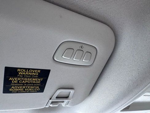 Used 2021 Ford Escape Titanium image 13