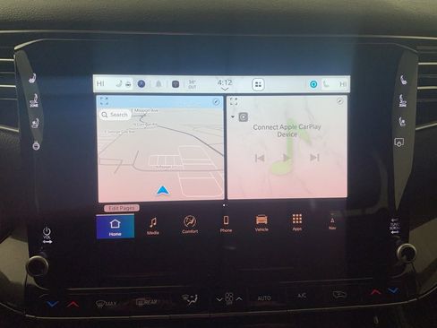 Used 2024 Jeep Wagoneer 4WD w/ HD Trailer Tow Package image 21