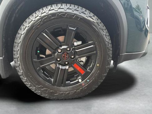 New 2026 Nissan Rogue SV AWD/4WD image 12