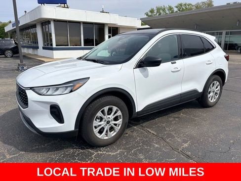 Used 2024 Ford Escape Active w/ Tech Pack #1 AWD/4WD image 1
