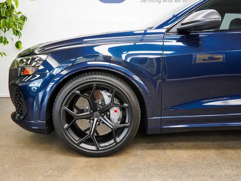 Used 2026 Audi RS Q8 performance AWD/4WD image 7