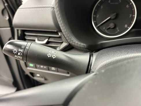 Used 2024 Nissan Sentra SV FWD image 17