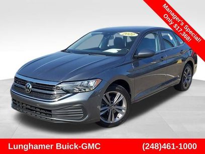 Used 2022 Volkswagen Jetta SE