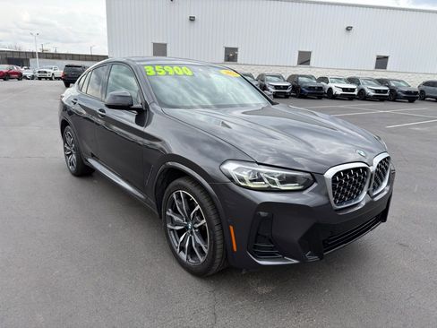 Used 2022 BMW X4 xDrive30i w/ M Sport Package 2 image 9