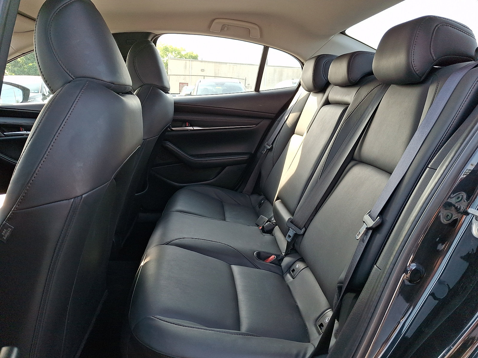 Used 2024 MAZDA MAZDA3 s FWD image 9