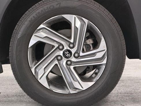 Certified 2023 Hyundai Santa Fe SEL w/ Premium Package image 9