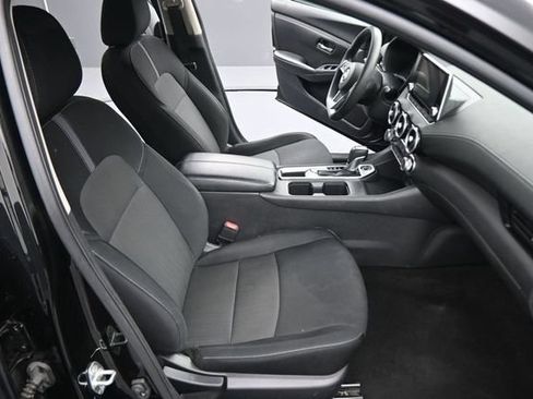 Used 2024 Nissan Sentra SV FWD image 14