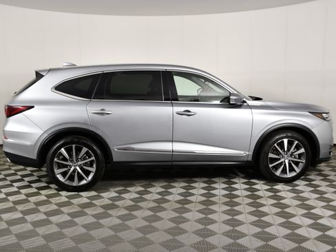 Certified 2025 Acura MDX SH-AWD w/ Technology Package image 5