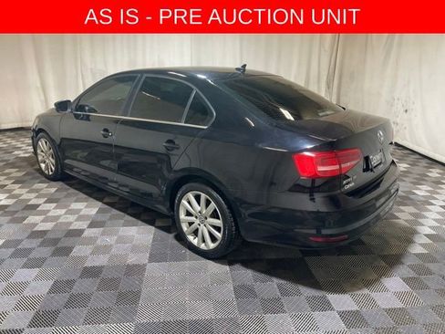 Used 2015 Volkswagen Jetta TDI SE image 3