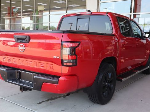 Used 2022 Nissan Frontier SV RWD image 8