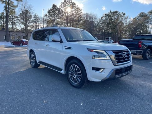 Certified 2023 Nissan Armada SL image 4