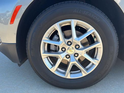 Used 2024 Chevrolet Equinox LT AWD/4WD image 32