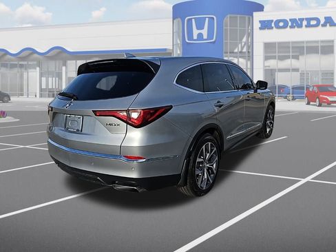 Used 2022 Acura MDX FWD w/ Technology Package image 11