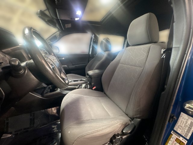 Used 2016 Toyota Tacoma TRD Sport RWD image 14