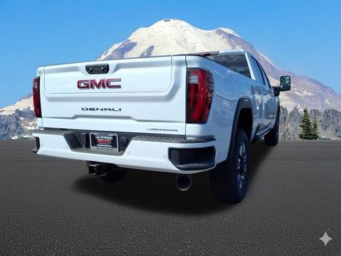 New 2025 GMC Sierra 3500 Denali w/ Denali Reserve Package image 2